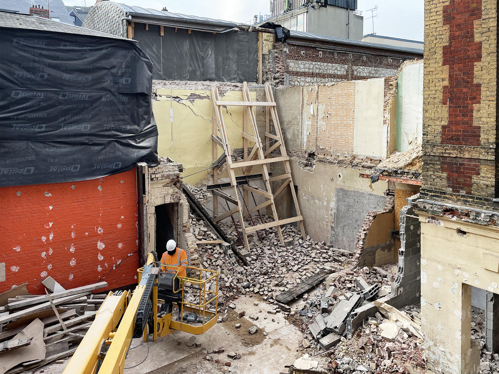 studaré Rouen - demolition cour